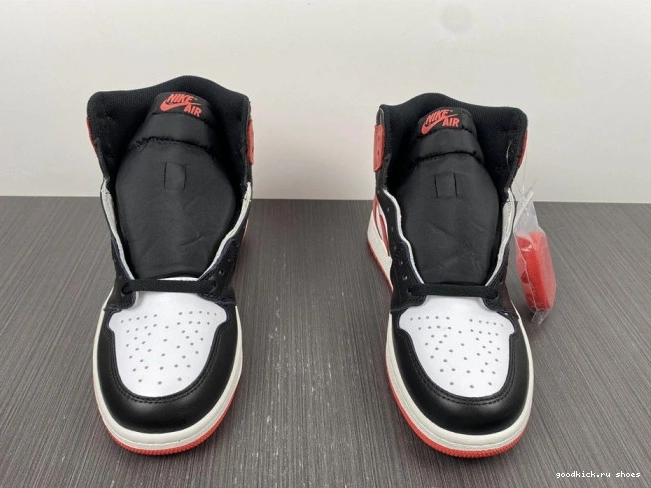 High Air OG 'Track Red' 1 Jordan 555088-112 Retro 0809